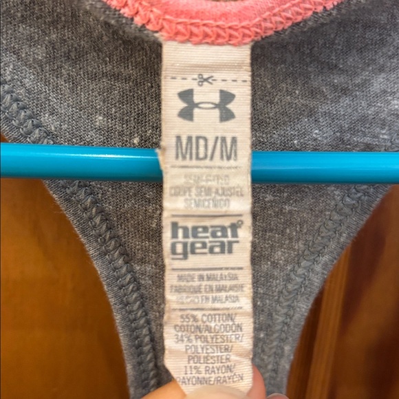 Under Armour Women's two tone Gray Tank with Pink Trim - Picture 3 of 3